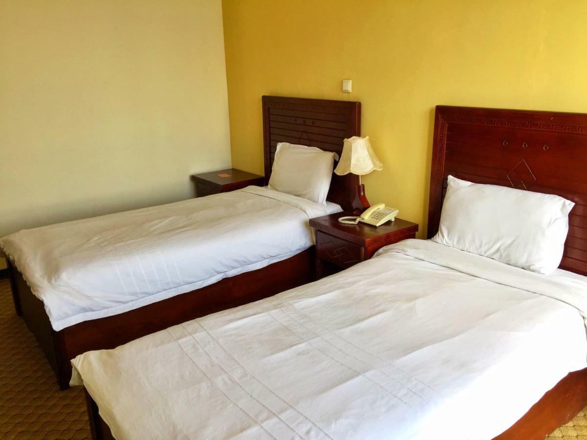 Top Ten Hotel Addis Ababa Exteriör bild